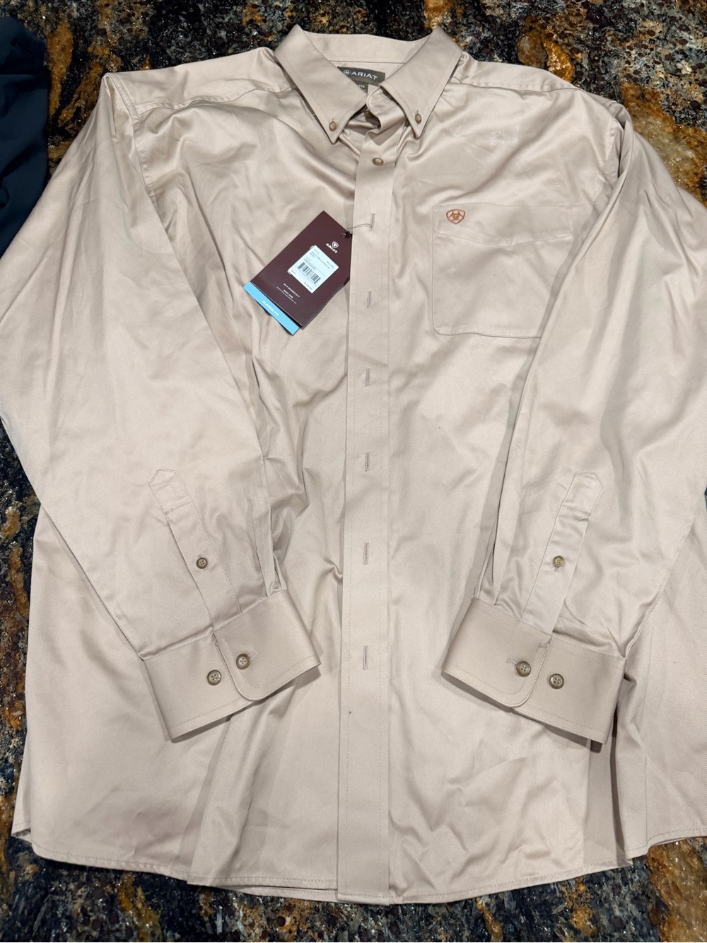 Ariat Men’s Light Beige Button-Down Shirt Jacket